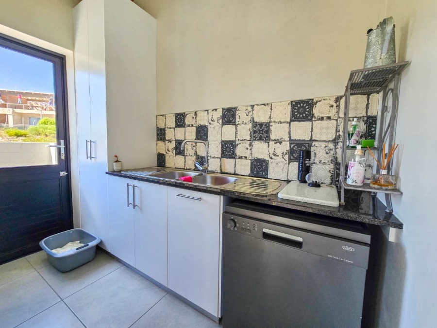 3 Bedroom Property for Sale in Stilbaai Oos Western Cape